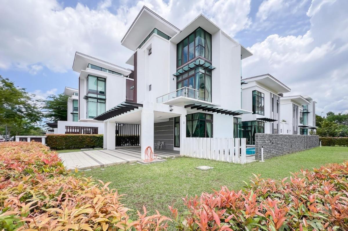 Luxury 18 - Smarthome * Putrajaya